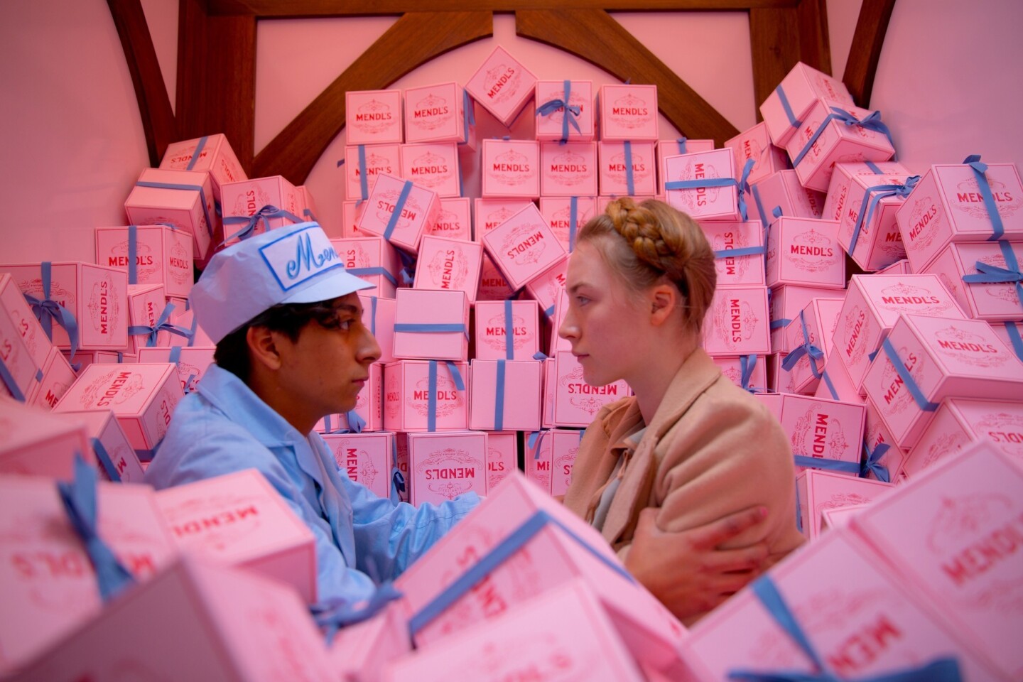 Một khung hình trong phim The Grand Budapest Hotel.